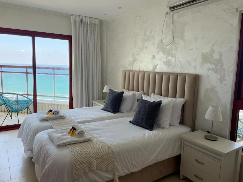 Sea-Front Apartment Netanya Exterior foto